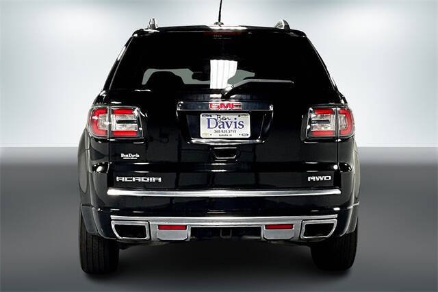 2016 GMC Acadia Denali