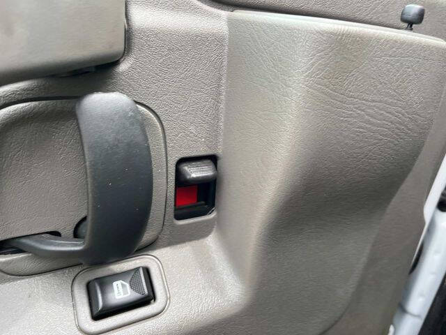 2023 Chevrolet Express 2500