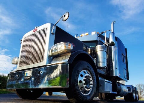 2012 Peterbilt 389
