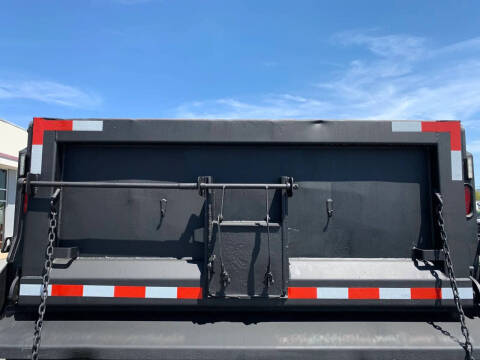 2016 Freightliner M2 106