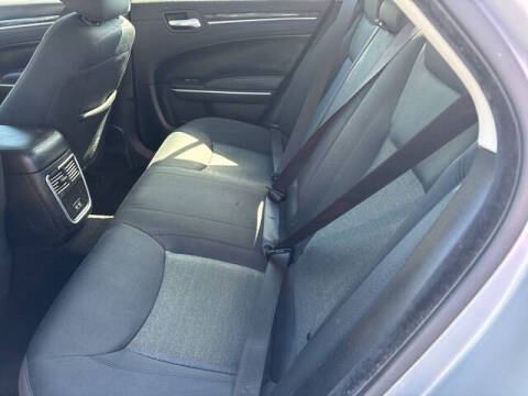 2020 Chrysler 300 Touring