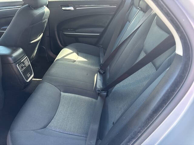 2020 Chrysler 300 Touring