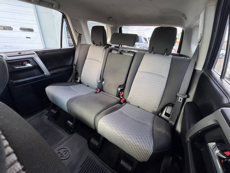 2016 Toyota 4Runner SR5