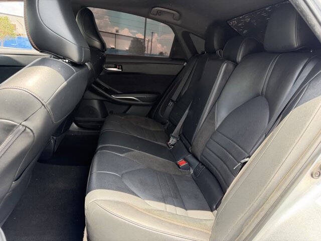2019 Toyota Avalon XSE