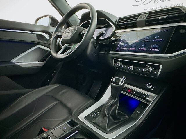 2023 Audi Q3 quattro S line Prem Plus 45 TFSI