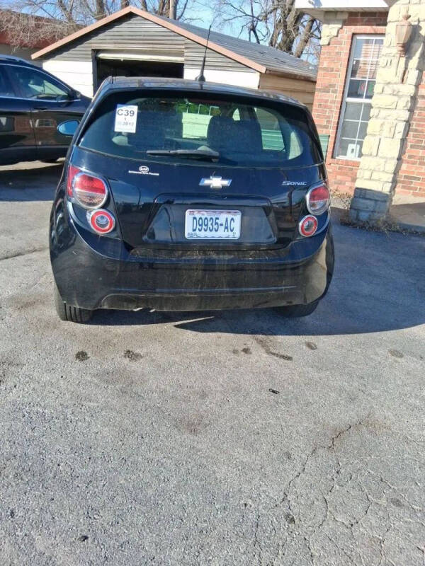 2012 Chevrolet Sonic LS