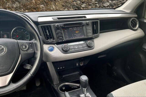 2016 Toyota RAV4 Hybrid XLE