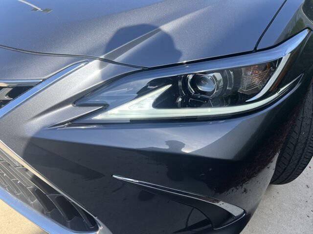 2025 Lexus ES 350