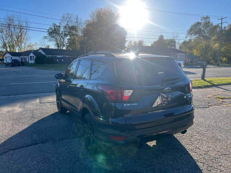 2019 Ford Escape SE
