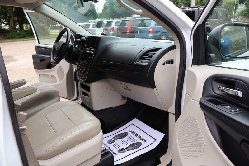 2017 Dodge Grand Caravan SE