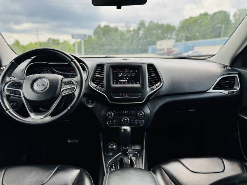 2019 Jeep Cherokee Latitude Plus