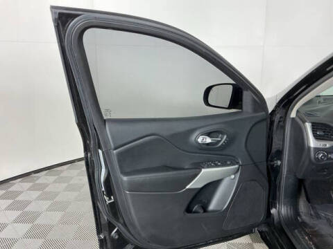 2017 Jeep Cherokee Overland