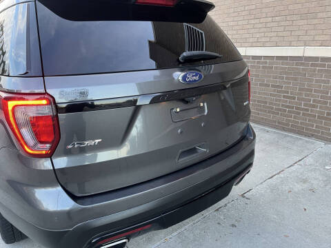 2017 Ford Explorer Sport