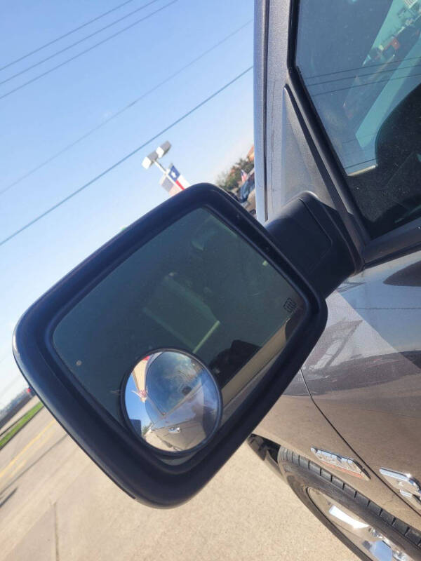 2016 RAM 1500 SLT