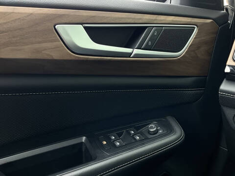 2025 Volkswagen Atlas SE 4Motion