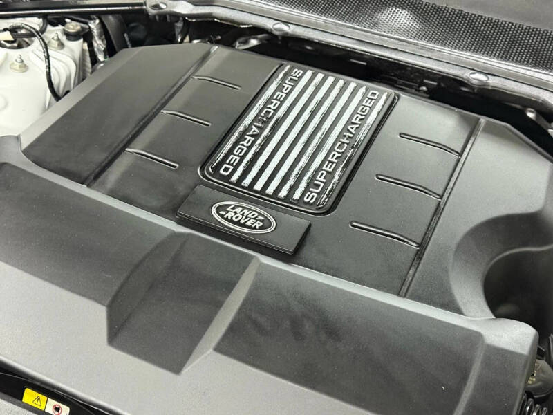 2020 Land Rover Range Rover P525 HSE