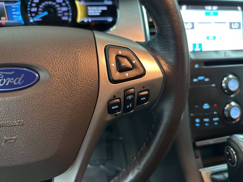 2018 Ford Taurus SEL