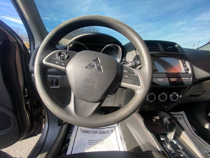 2019 Mitsubishi Outlander Sport LE