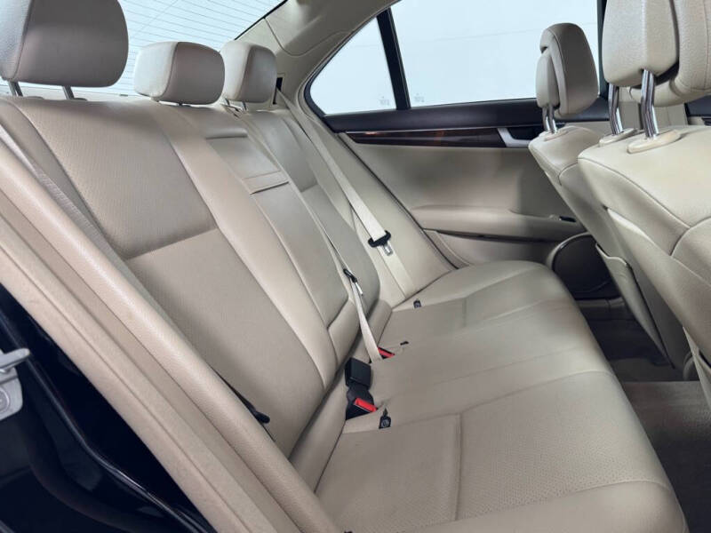 2012 Mercedes-Benz C-Class