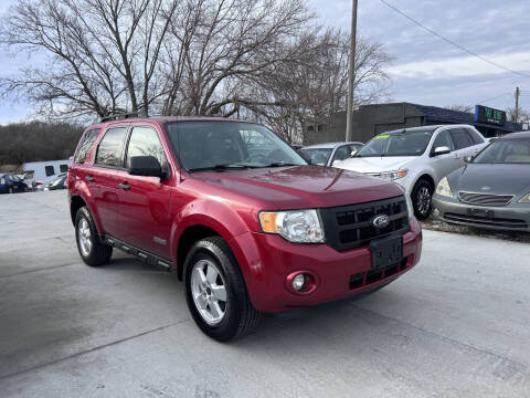 2008 Ford Escape for sale at Dutch and Dillon Car Sales in Lee's Summit MO
