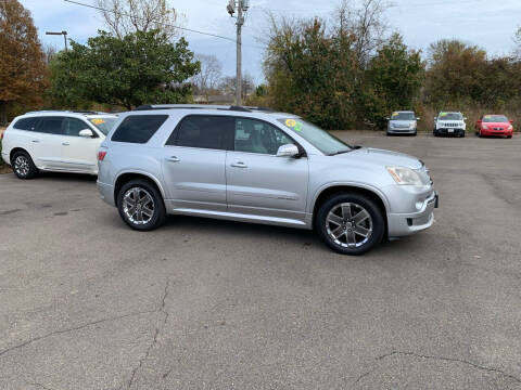 2012 GMC Acadia for sale at Auto Acceptance in Tupelo MS