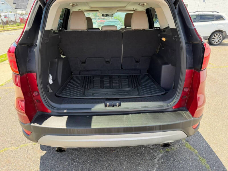 2019 Ford Escape SEL