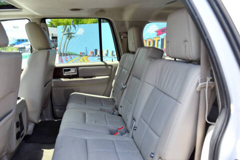 2014 Lincoln Navigator L