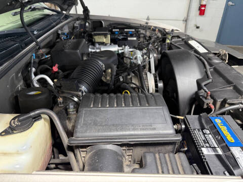 2000 Cadillac Escalade