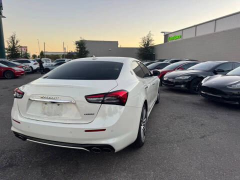 2021 Maserati Ghibli GranLusso