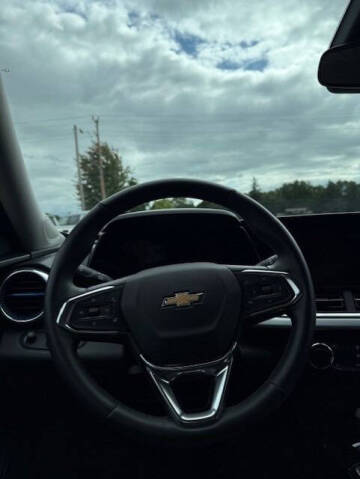 2024 Chevrolet Trax LT