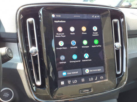 2026 Volvo XC40 B5 Plus