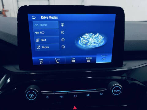 2025 Ford Escape ST-Line Select