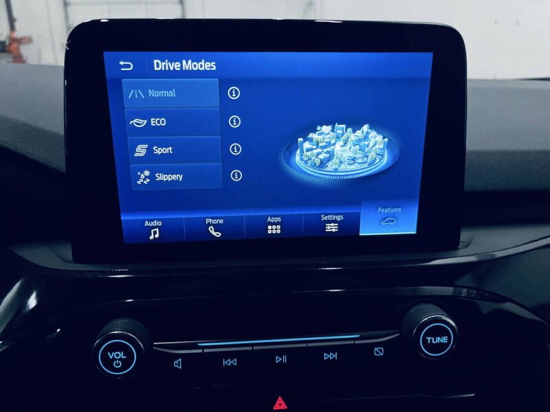 2025 Ford Escape ST-Line Select