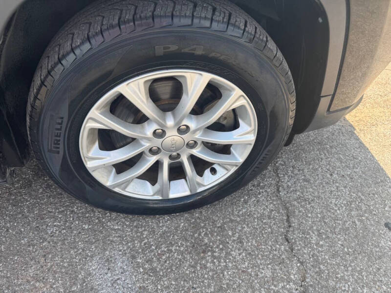 2020 Jeep Cherokee Latitude