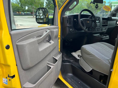 2020 Chevrolet Express 2500