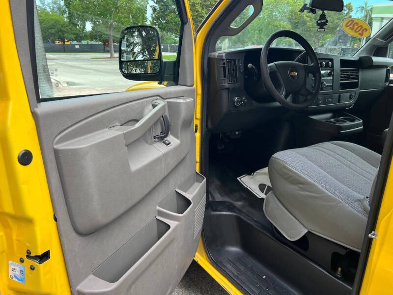 2020 Chevrolet Express 2500