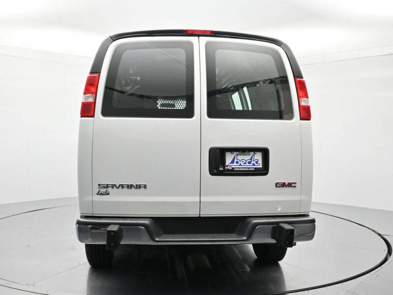 2024 GMC Savana 2500