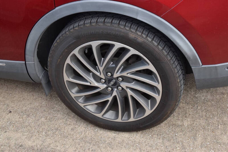 2019 Lincoln Nautilus Reserve