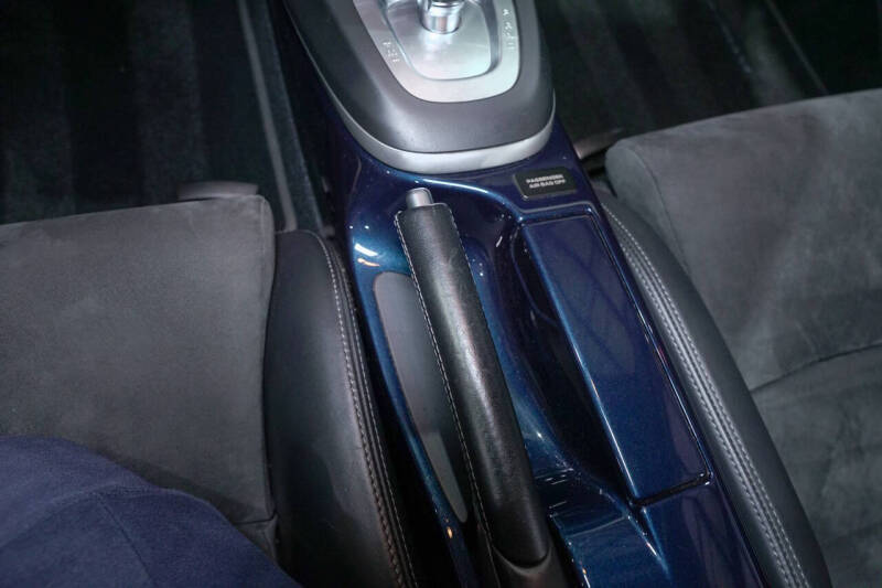 2012 Porsche Cayman R