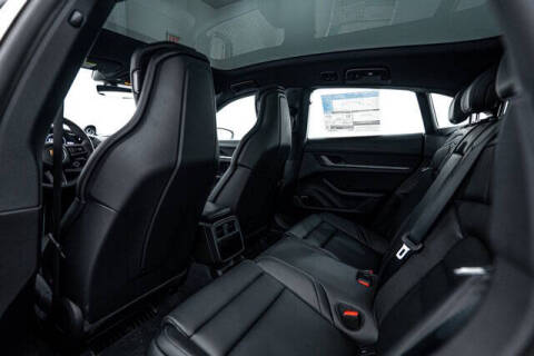 2025 Porsche Taycan 4 Cross Turismo