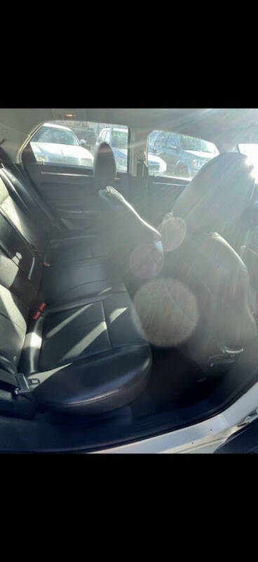 2010 Chrysler 300 Touring