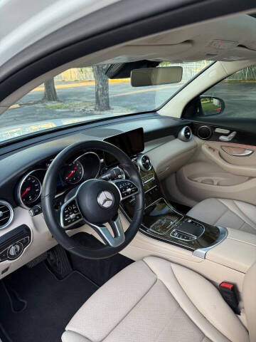 2022 Mercedes-Benz GLC GLC 300