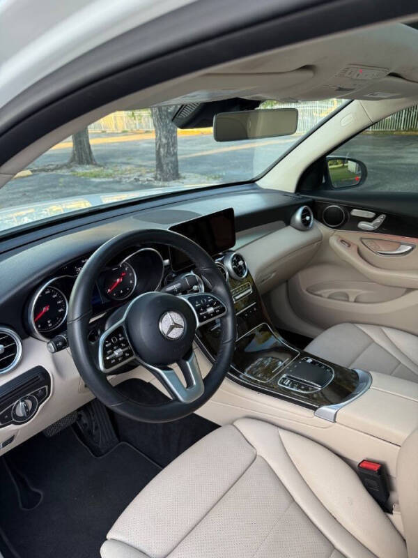 2022 Mercedes-Benz GLC GLC 300