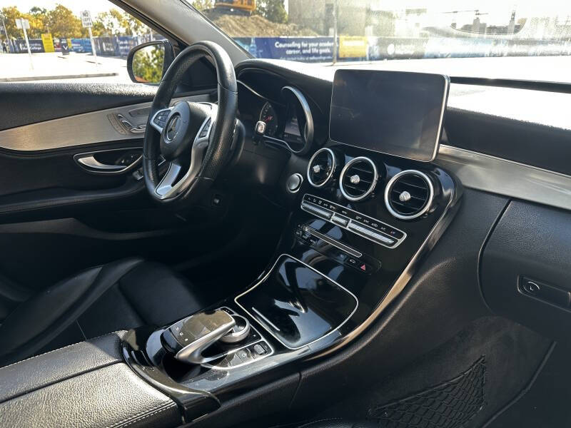 2016 Mercedes-Benz C-Class
