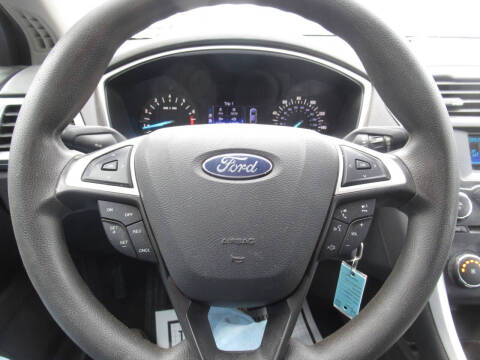 2013 Ford Fusion SE