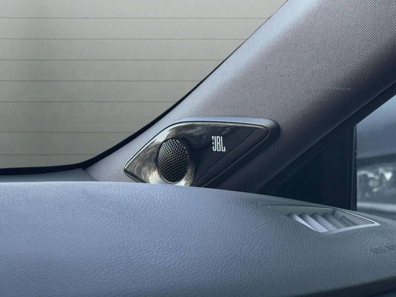 2019 Toyota Avalon Touring