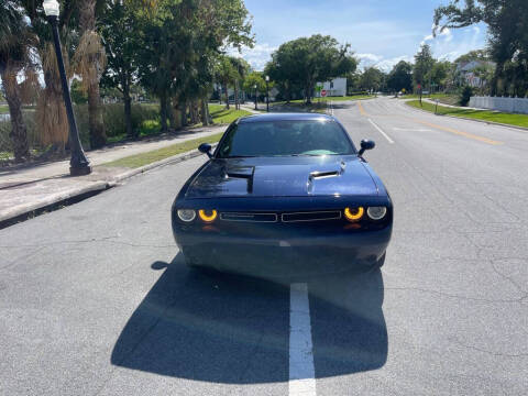 2016 Dodge Challenger SXT