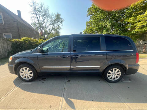 2013 Chrysler Town and Country Touring