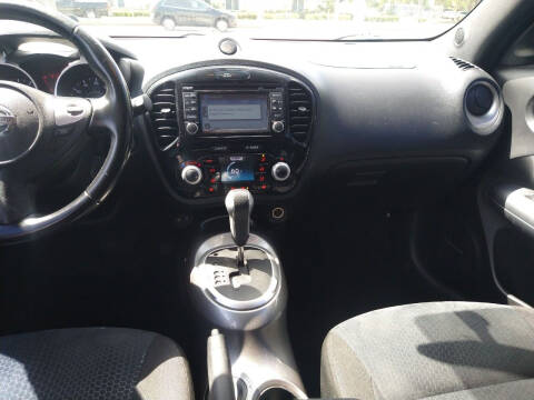 2015 Nissan JUKE SV