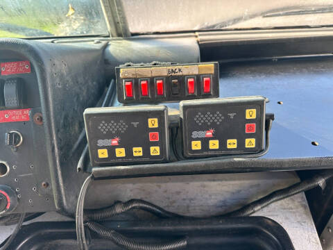 2014 Freightliner MT45 Chassis